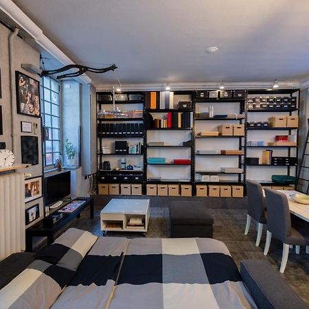 Loft In Stile Industrial - Stazione Centrale Milan Luaran gambar